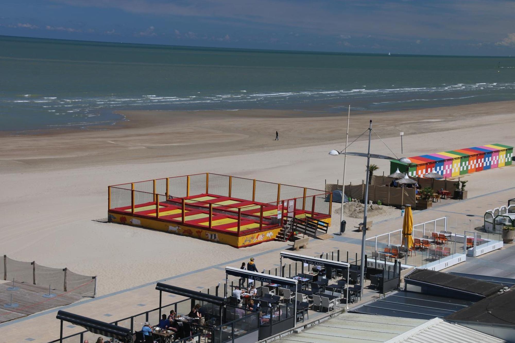 Grande Chambre Dans Loft A Deux Pas De La Plage Dunkirk Екстериор снимка