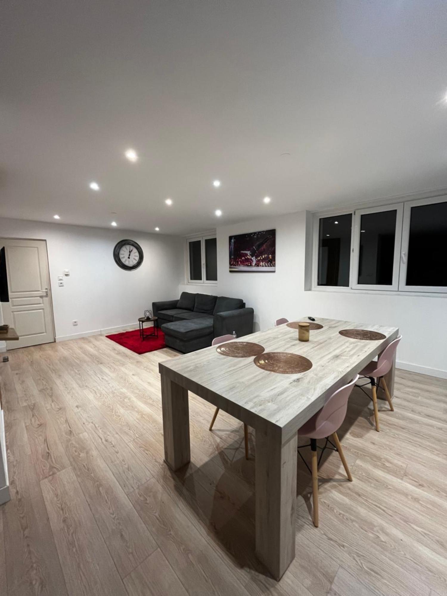 Grande Chambre Dans Loft A Deux Pas De La Plage Dunkirk Екстериор снимка
