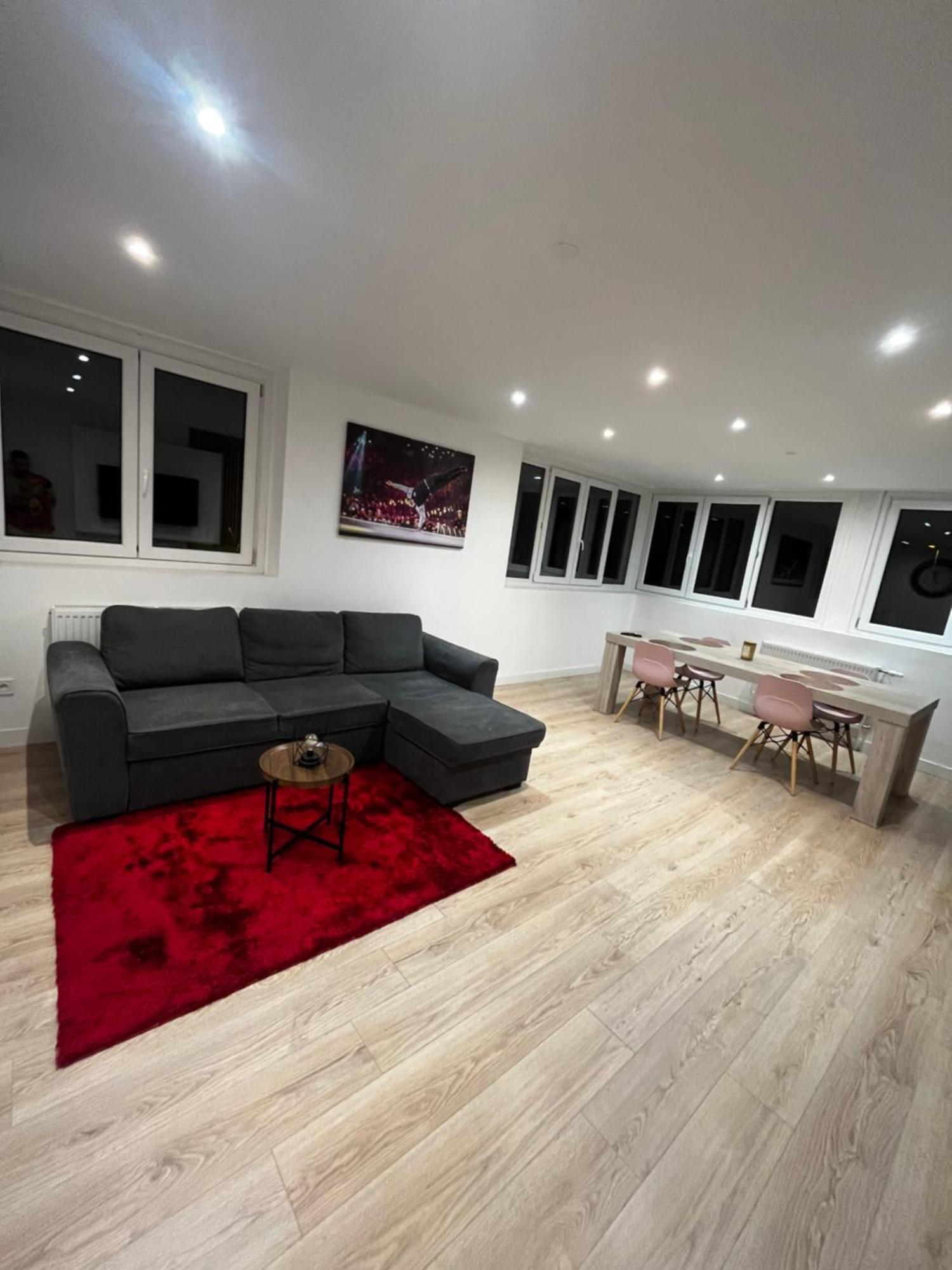 Grande Chambre Dans Loft A Deux Pas De La Plage Dunkirk Екстериор снимка